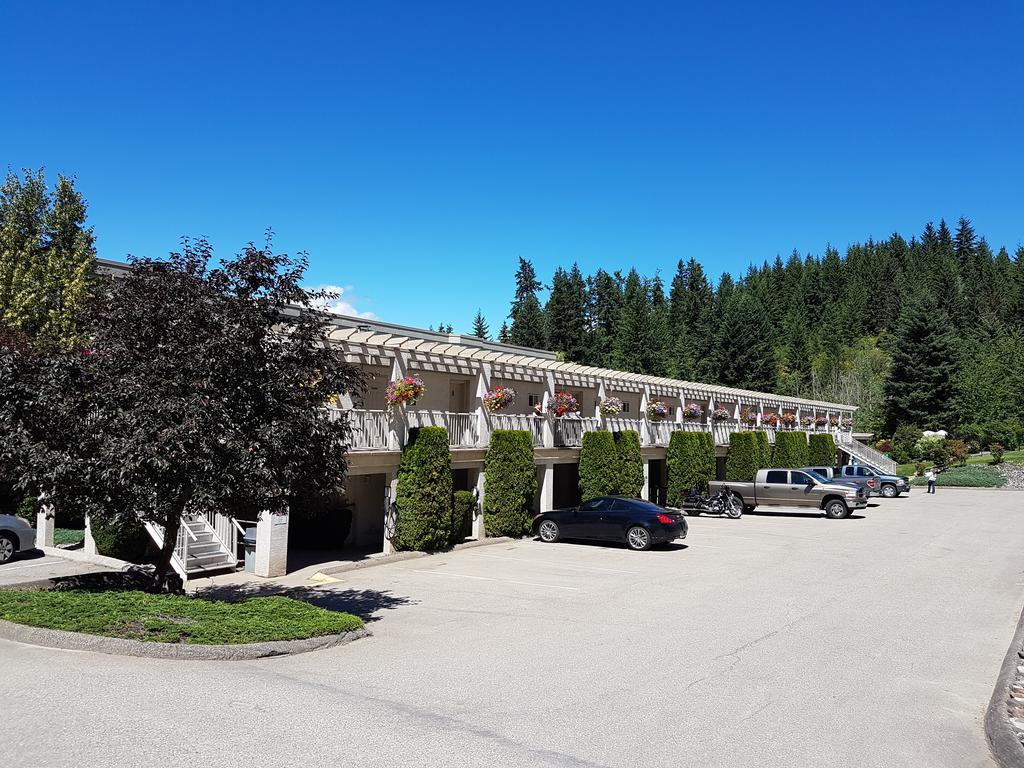Hilltop Inn - Самон Арм Екстериор снимка