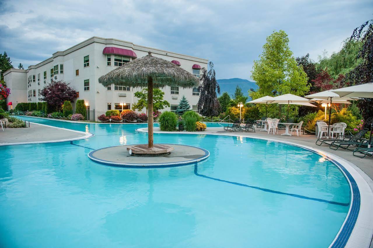 Hilltop Inn - Самон Арм Екстериор снимка